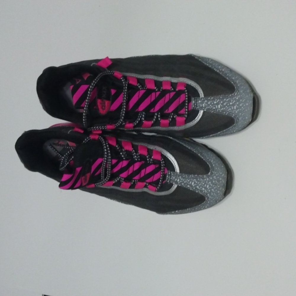 Nikes I will now